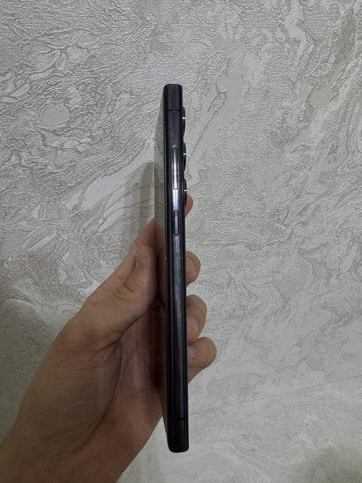 Продаю Samsung Galaxy S23 Ultra 12/256 GB