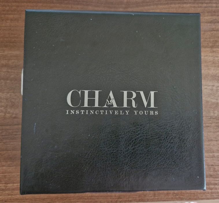 Caseta dubla pentru charmuri