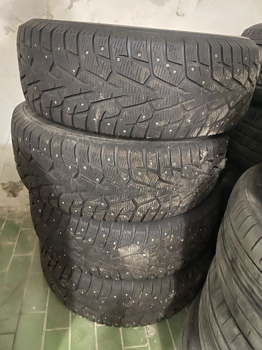 Резины зимние шипованные р17
