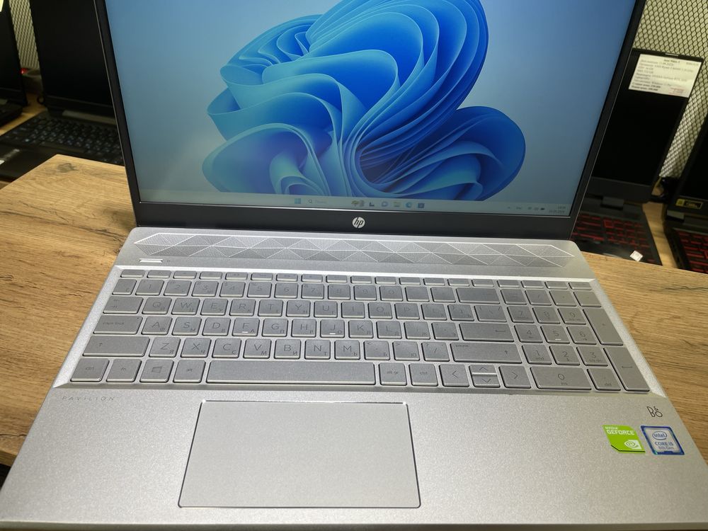 Ноутбук HP Pavilion/Core i5-8250U/16GB/SSD256GB, 8468/А10