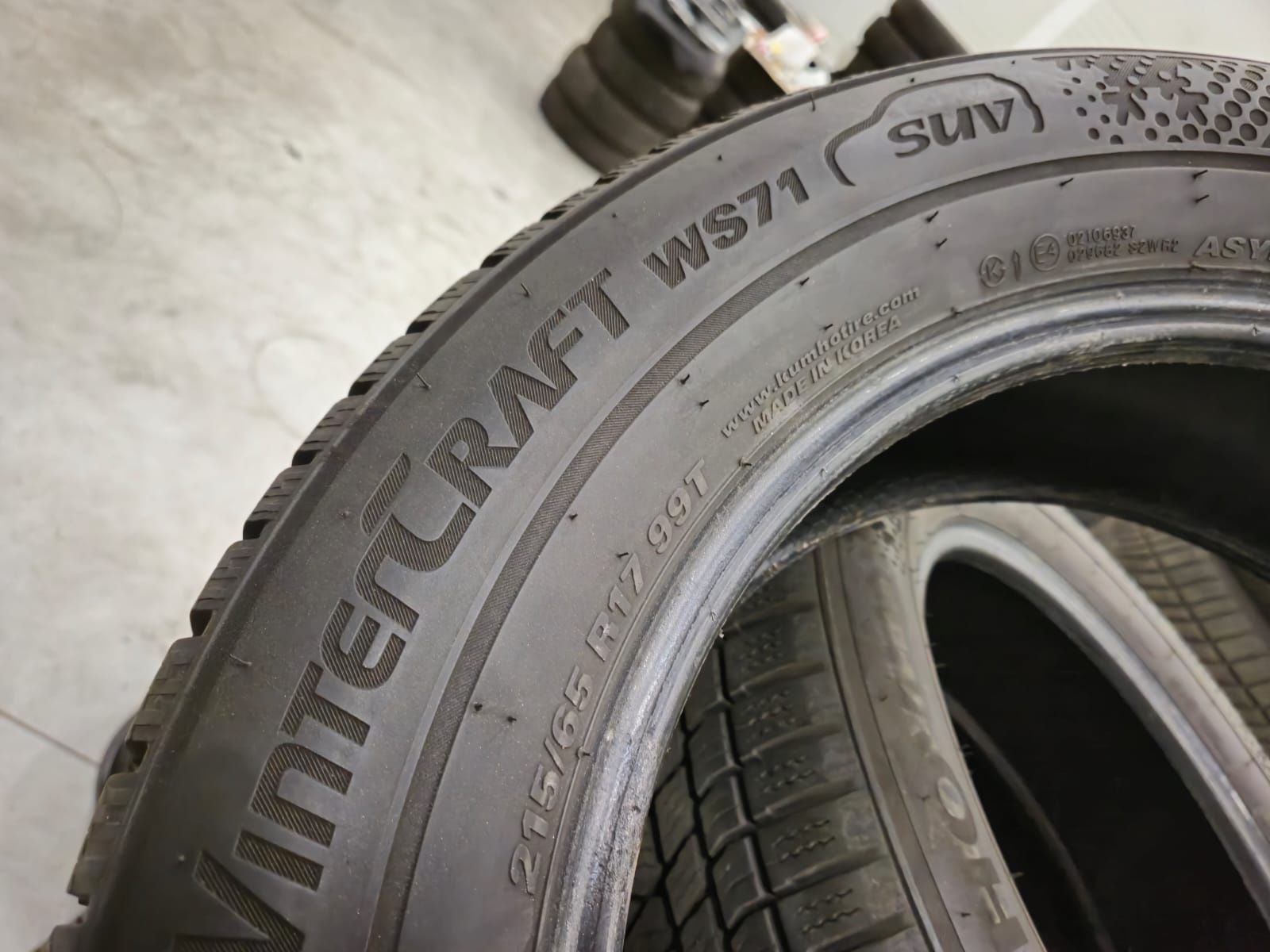 4 anvelope iarna Kumho 215 65 17 aproape noi