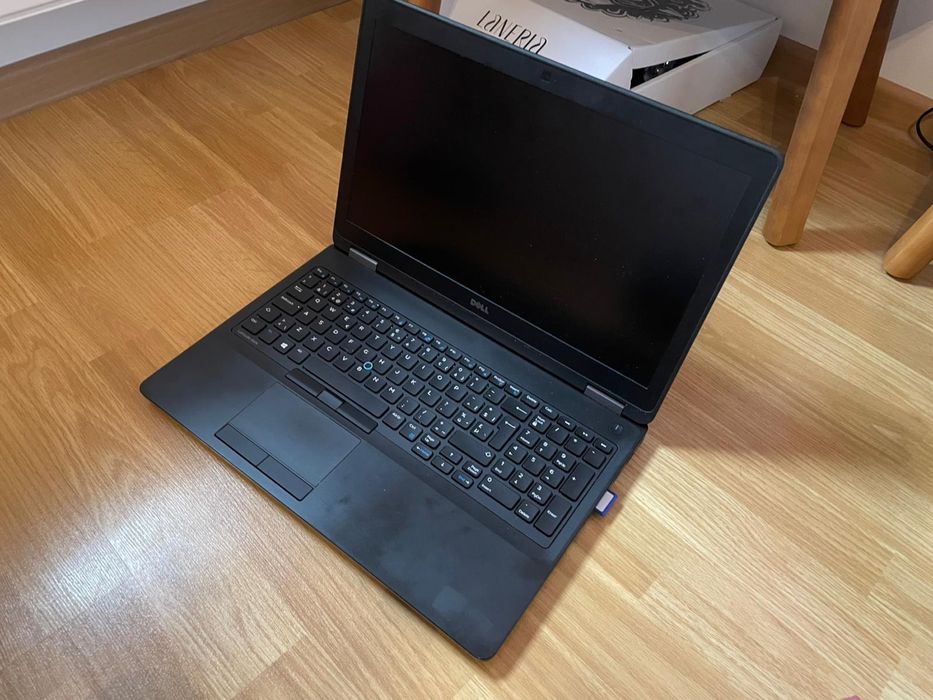 Laptop Dell Latitude E5570 Intel i7 16 GB RAM