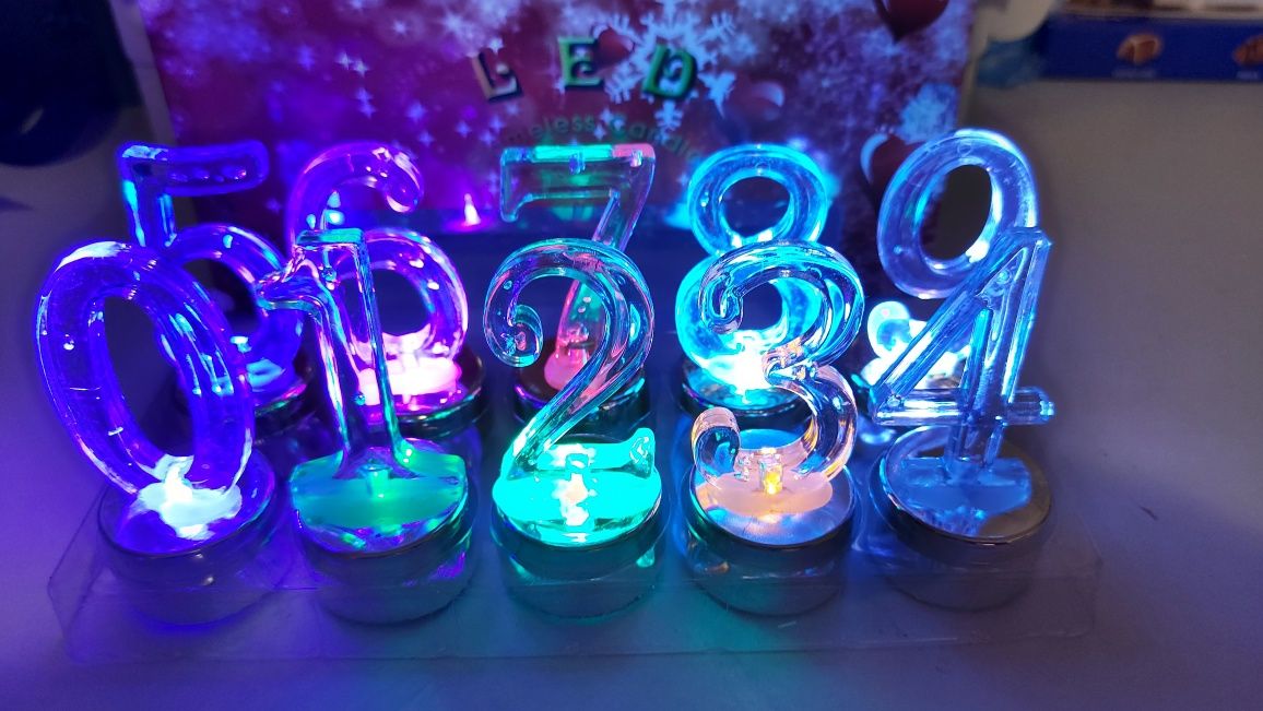 Set de numere multicolore -led