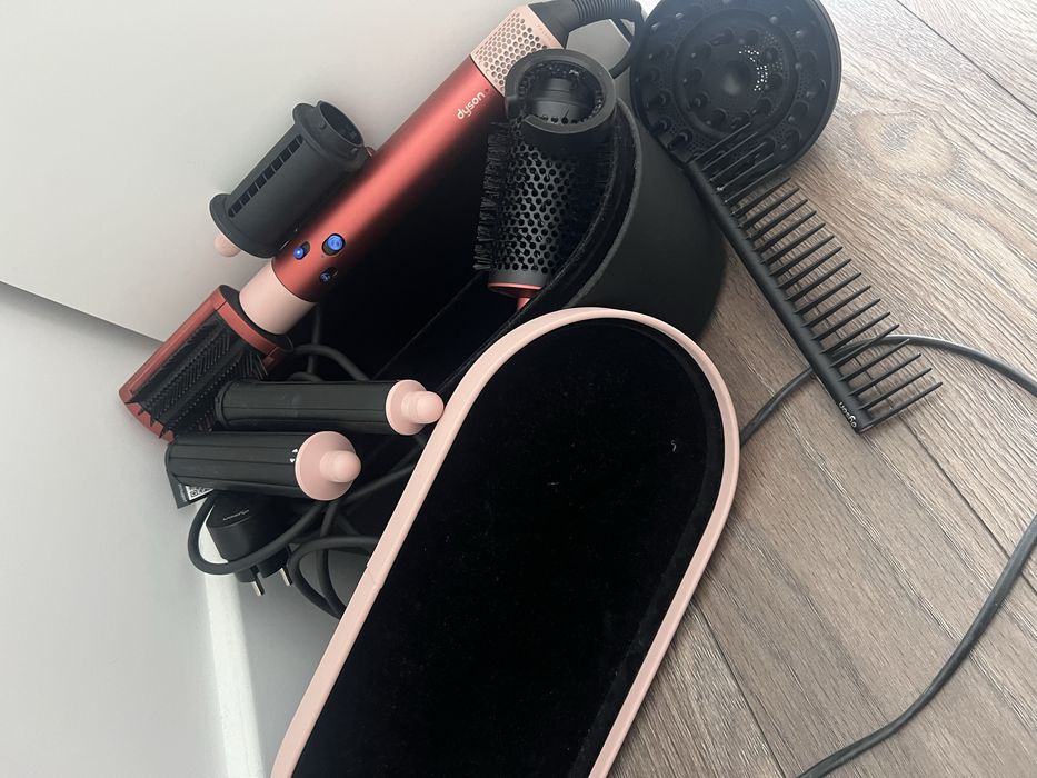 Dyson AirWrap complete long