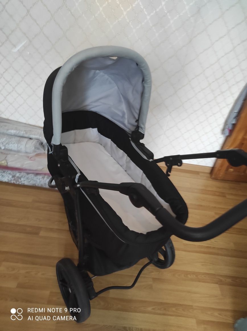 Коляска Hauck Viper Trio Set 3 в 1