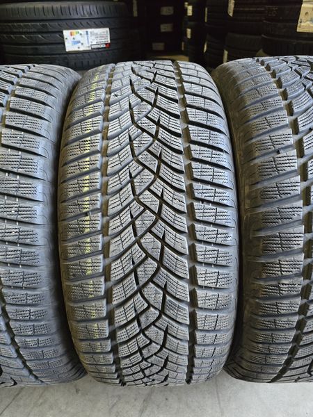 255/45/19 GOODYEAR 4бр