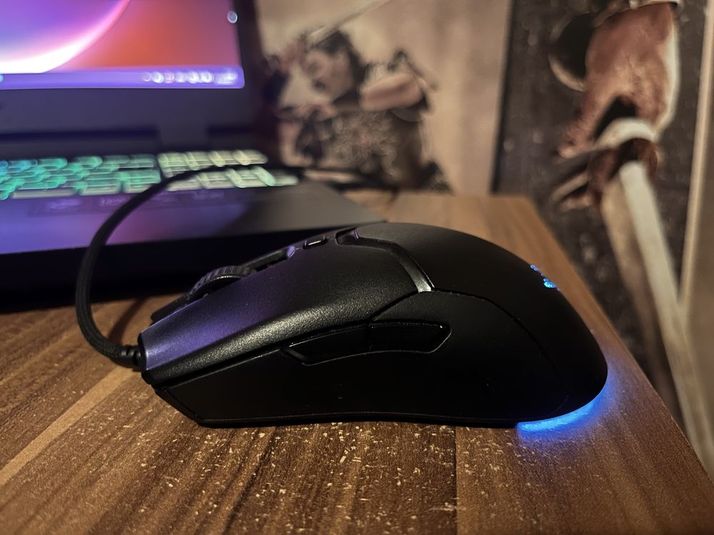 Acer Nitro 15.6" i7 RTX 4060 (като нов) + Razer Viper Mini + стойка