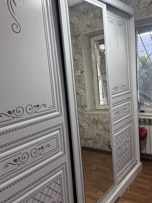 Кровать жане шкаф сатылады срочно
