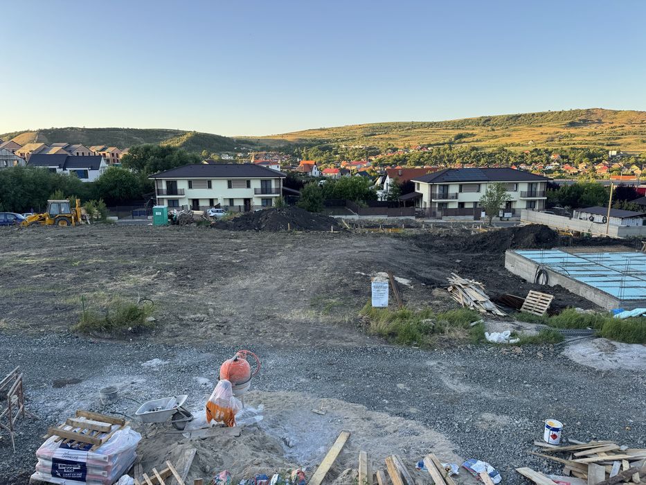 Teren 505 m Autorizat cu casa individuala Chinteni Str George Enescu