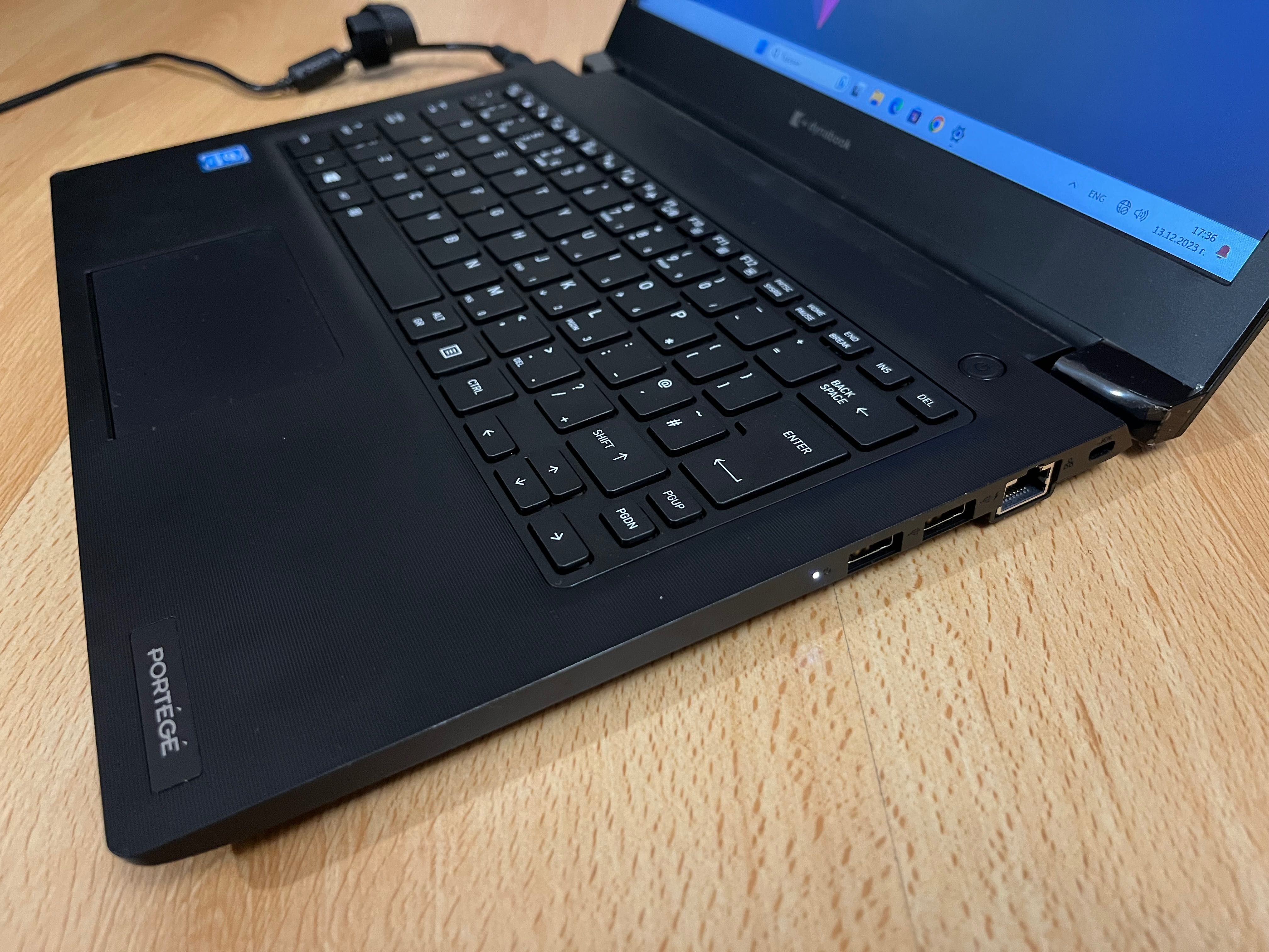 Dynabook (Toshiba) A30-E 128gb ssd 8гб рам 13.3” нов лаптоп