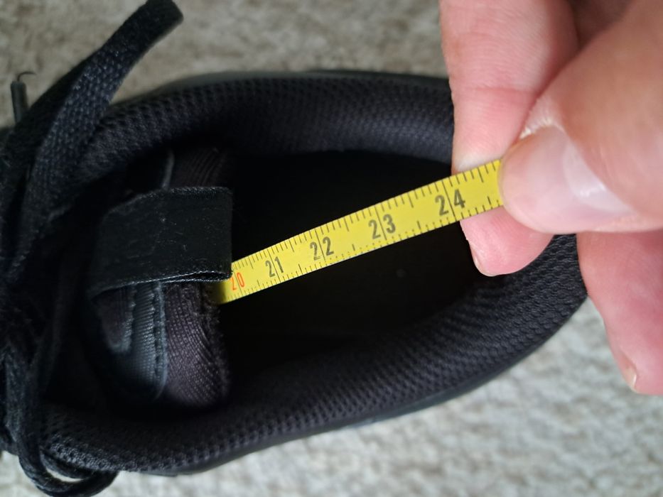 Adidasi nike air marimea 38.5