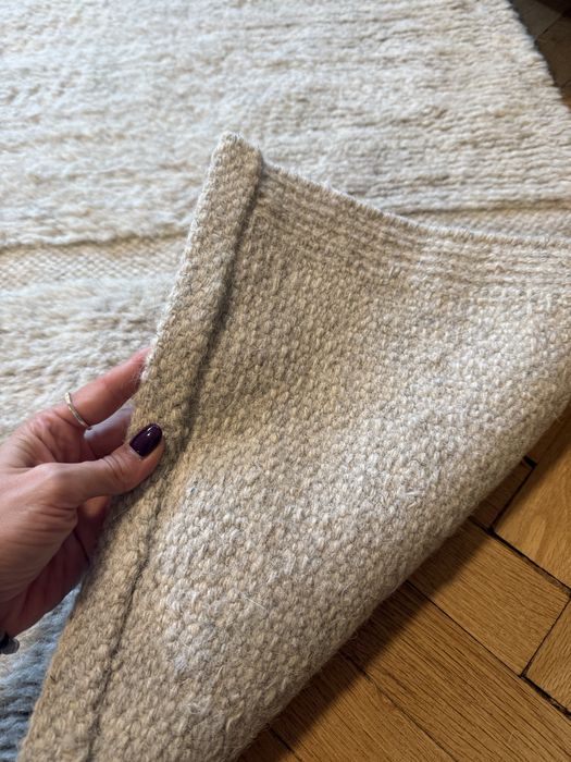 Килим от вълна и памук