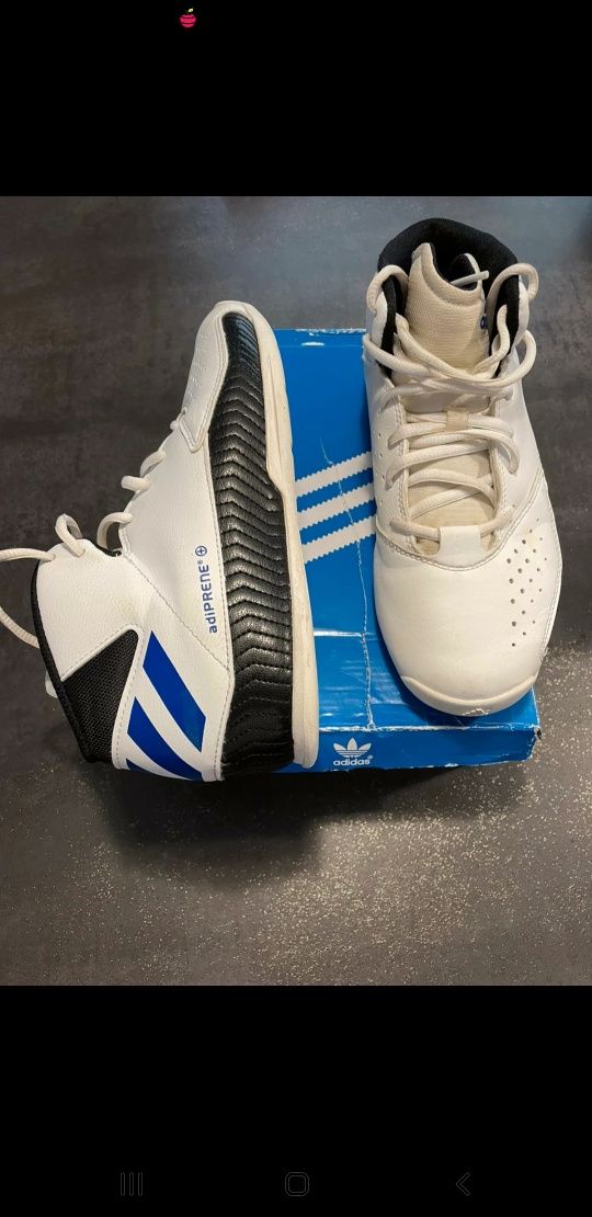 Кецове Adidas Adiprene