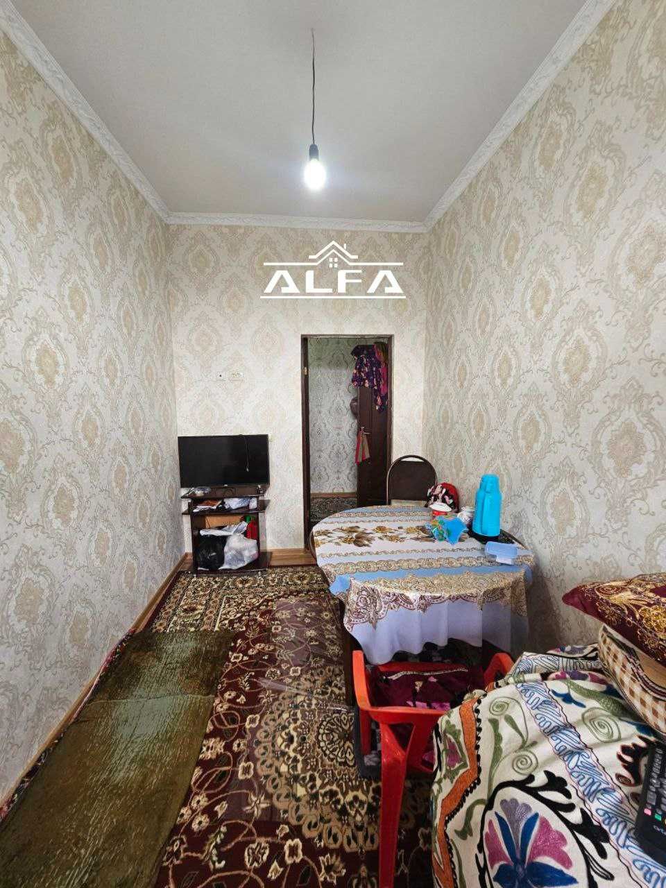 1 xonali 42m² 1-qavat. 
J