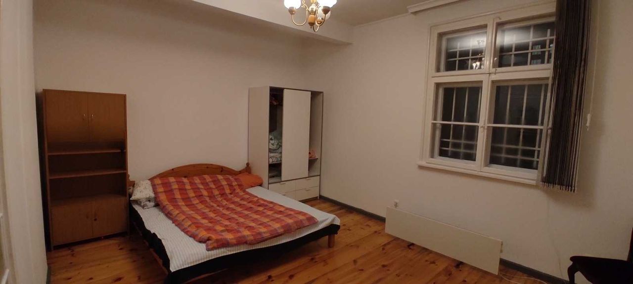Дава се под наем Тристаен апартамент в София, Център - 49 кв.м за 400 € - Снимка #5