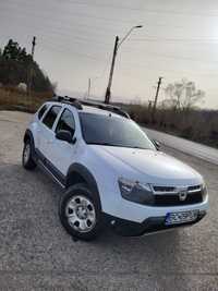 Vând Dacia Duster