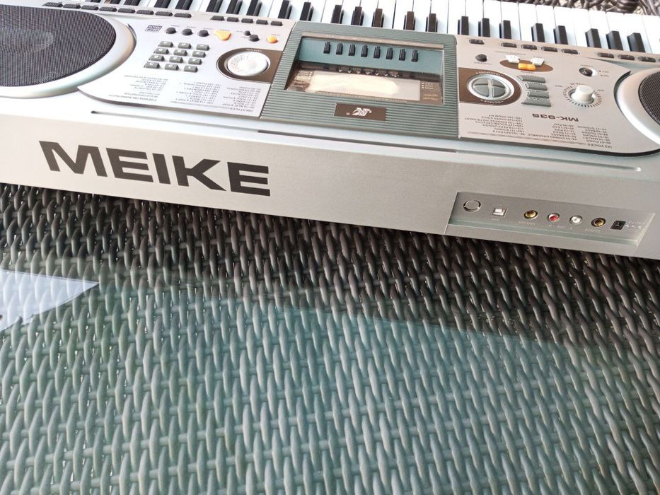 синтезатор MEIKE MK-935