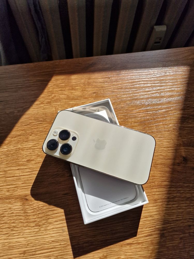 !ИДЕАЛЕН! Iphone 14 Pro 128GB Gold като нов