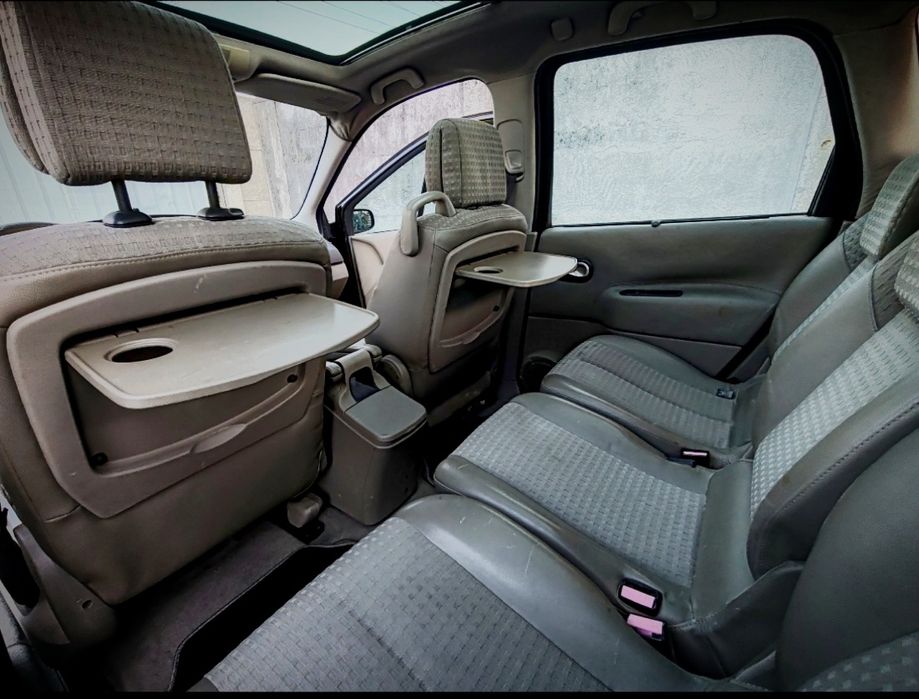 Renault Megane Scenic 2 - 1.9 d.c.i.