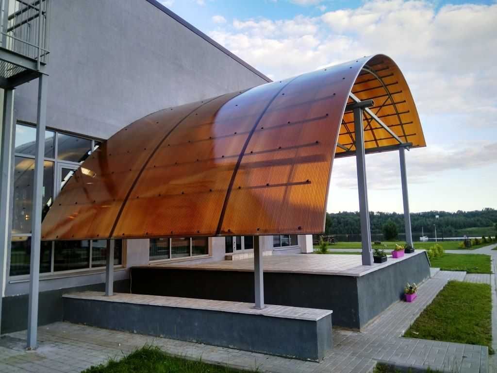 Поликарбонат оптом, универсальный материал. Широкий ассортимент.