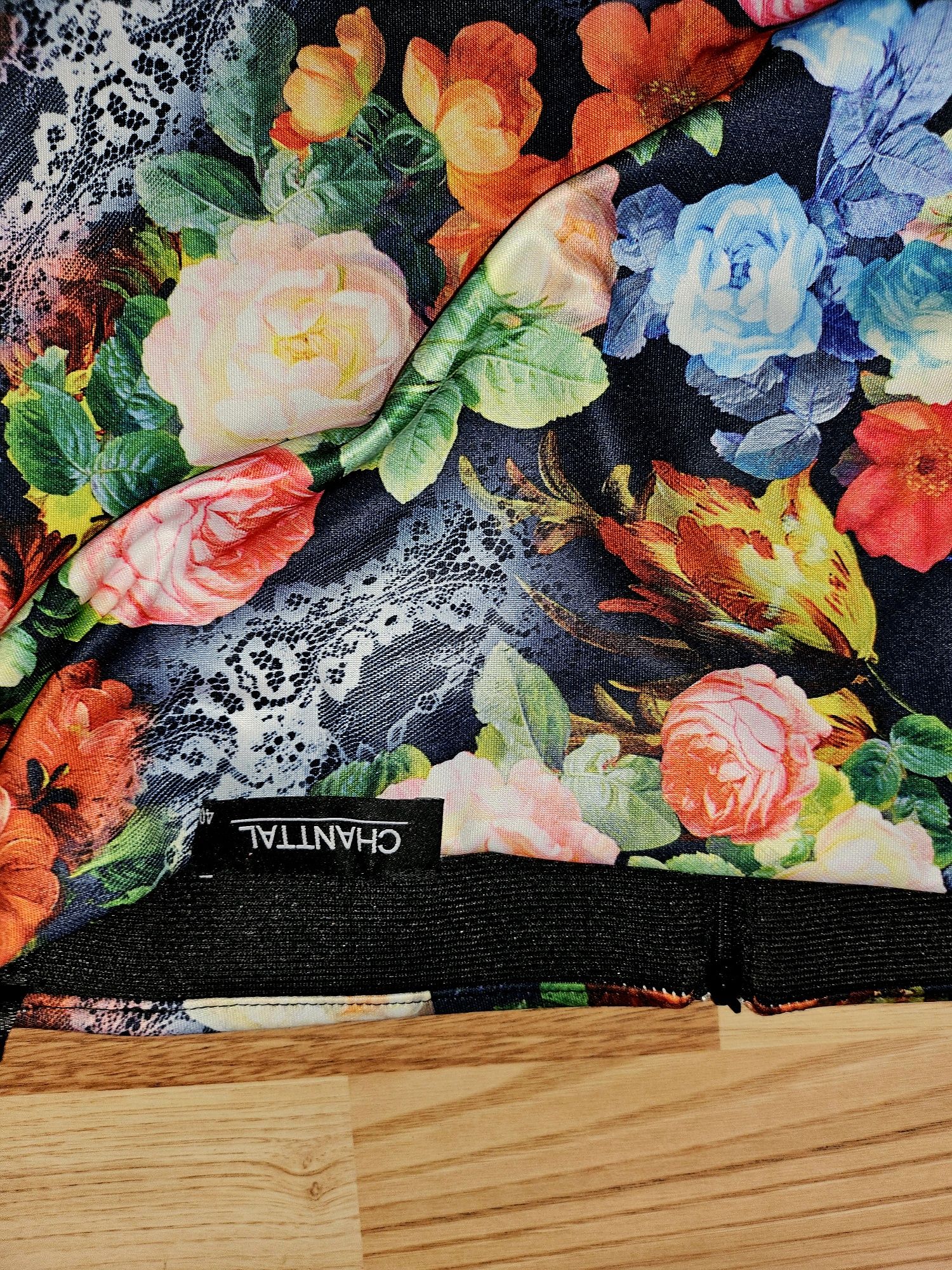Fusta florala, office, pana la genunchi, conica, material elastic