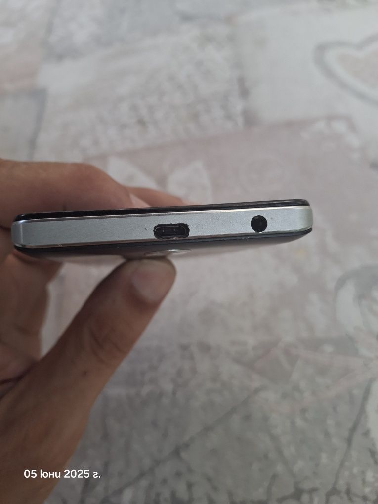 Телефон Леново Lenovo vibe