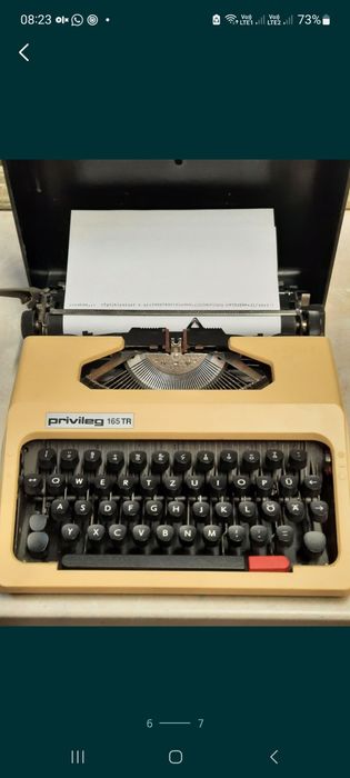 Mașină de scris Privileg 165 TR funcțională