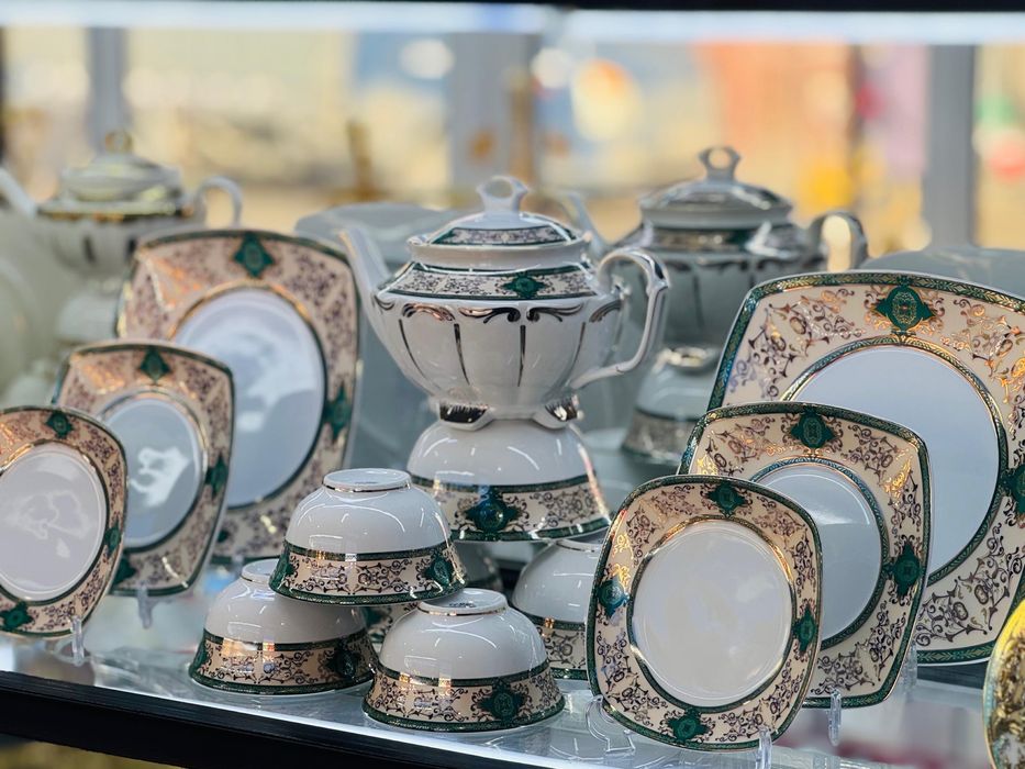 Чайно-столовый сервиз на 12 персон