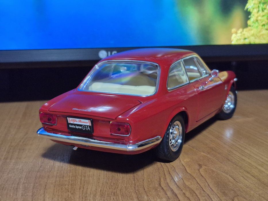Macheta 1 18 alfa romeo giulia Sprint gta