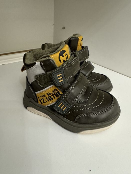 Детские ботинки 20 размер