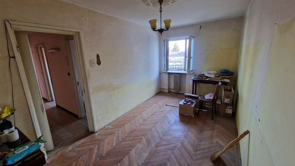 Vand apartament zona CENTRALA, (zona Energiei langa RMB)