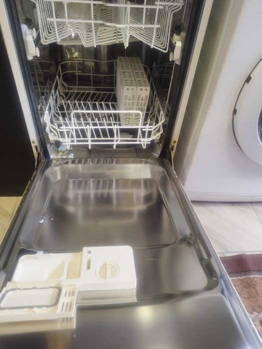 Съдомиялна машина 45см