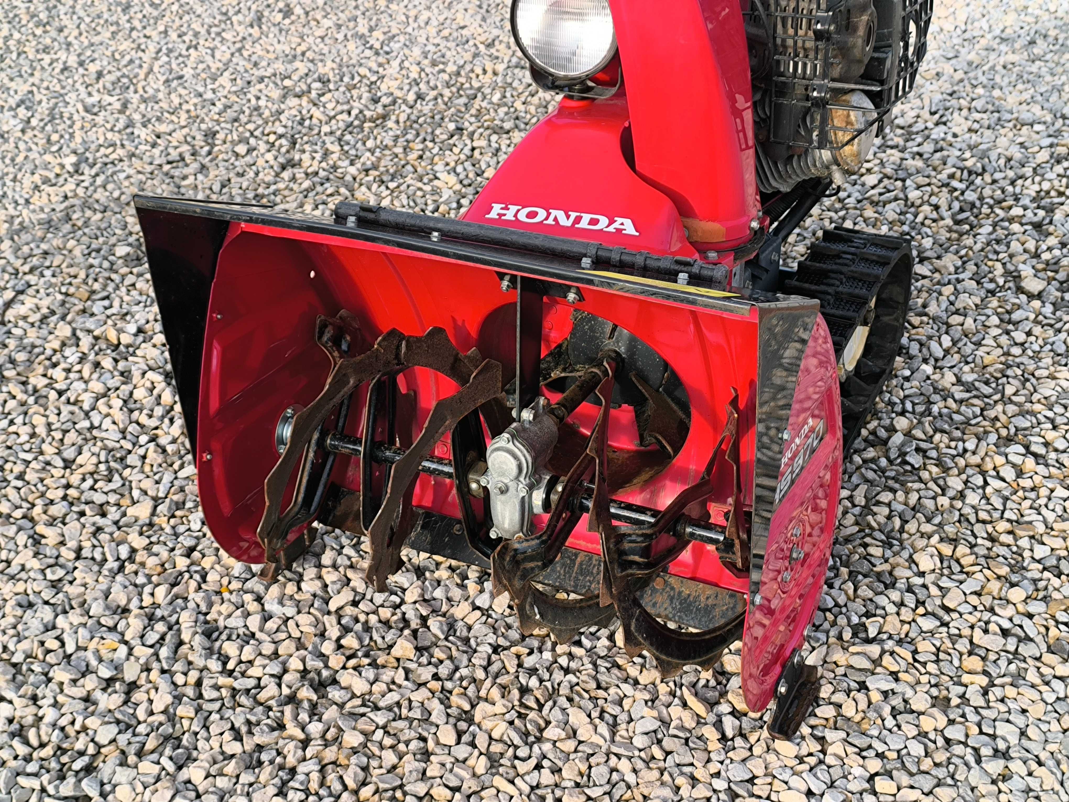 Снегорин Honda HS970 ETS/3400лв HONDA HS760/1800лв