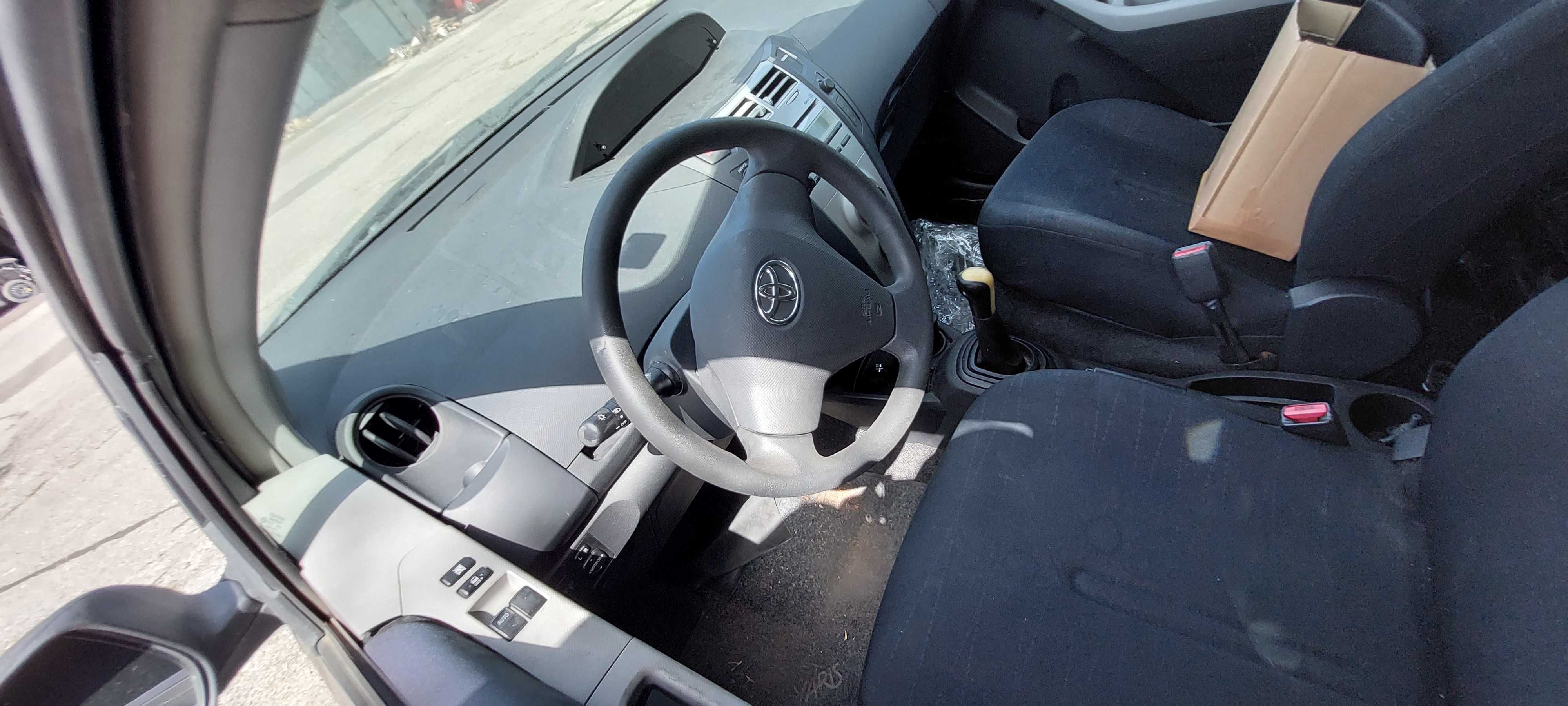 Toyota Yaris 1,0 i Тойота Ярис 
Август 2008 , За части