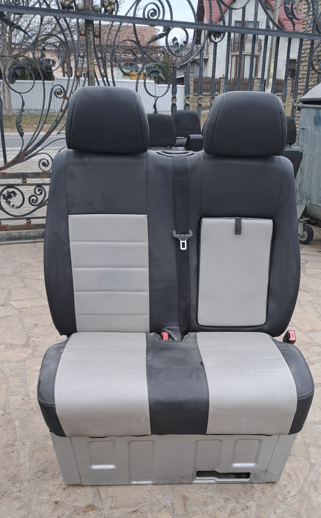 Banchetă Față 2 Locuri Sprinter Crafter 2006 - 2013 începând cu 500 le