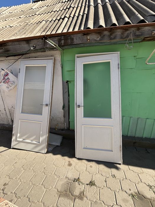 Межкомнатная дверь 2 шт 80 см