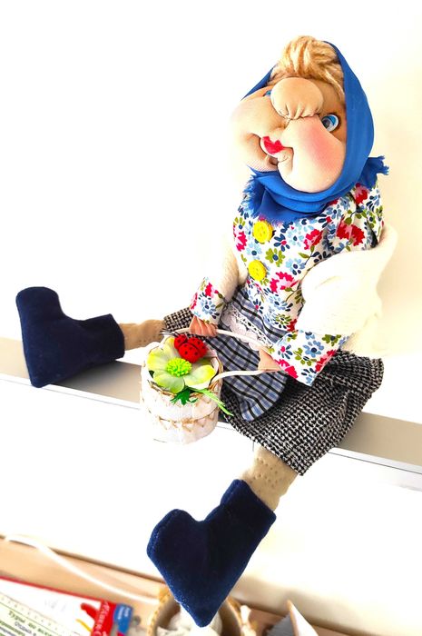 Кукла Баба Марта. Ръчна изработка.