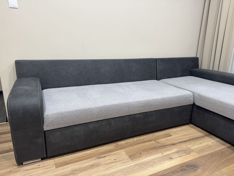 Холна гарнитура (ъглов диван)