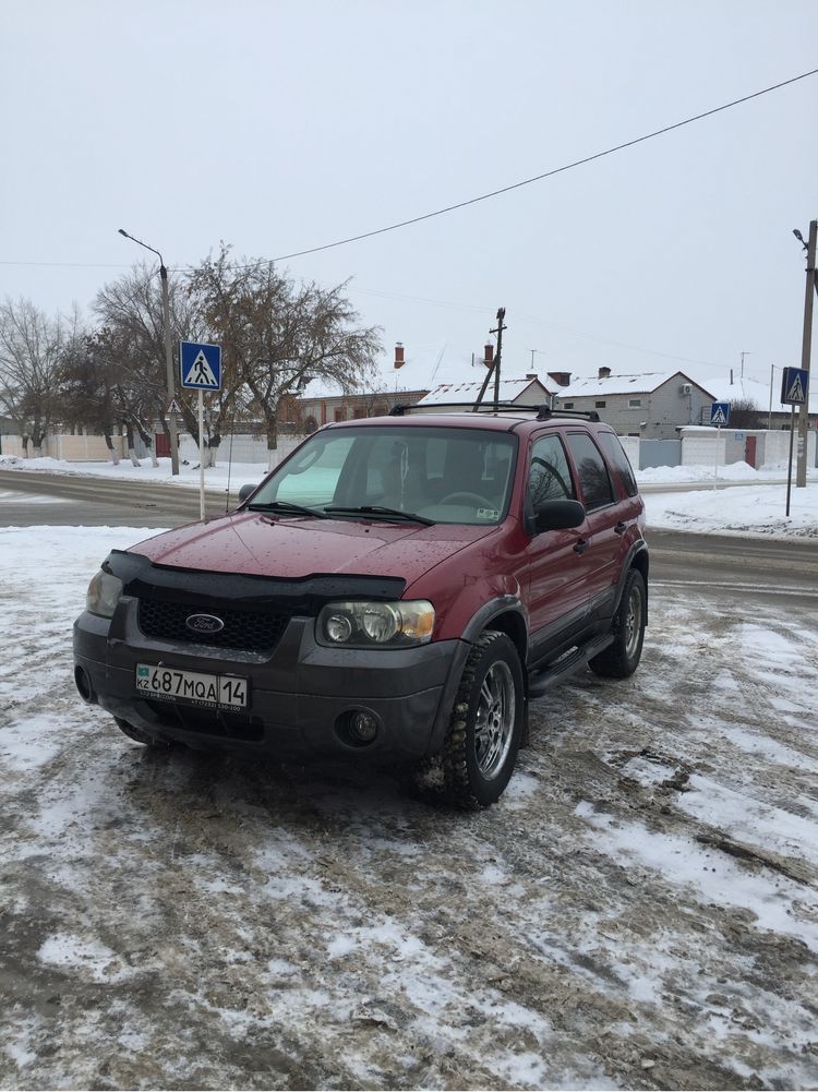 Продам Ford Escape