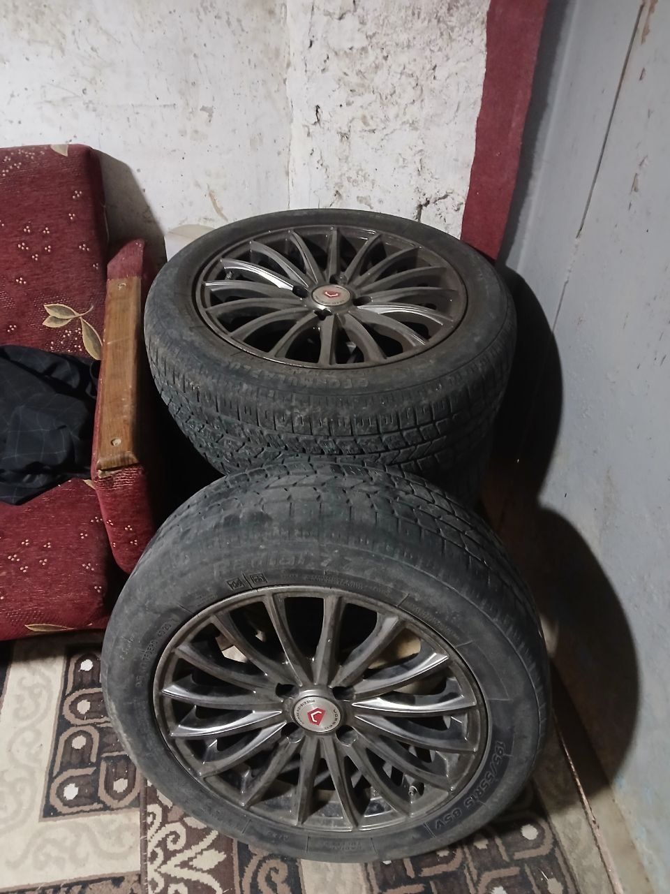 Продаются сака диски балоны R15