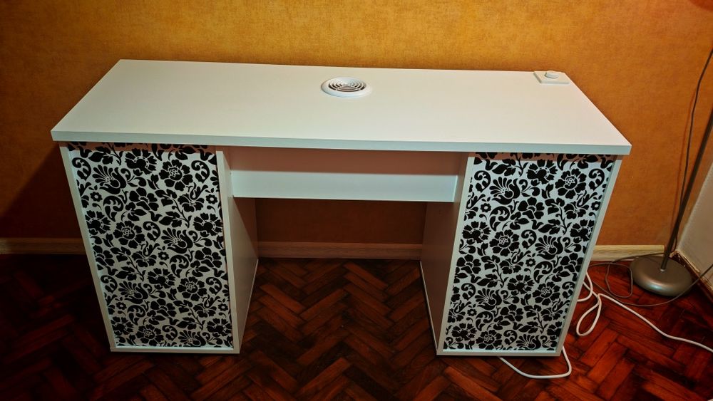 Masa manichiura / pedichiură cu aspirator NOU