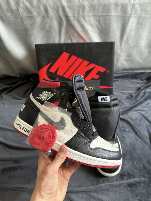 Air Jordan 1 Not For Resale Red size 44