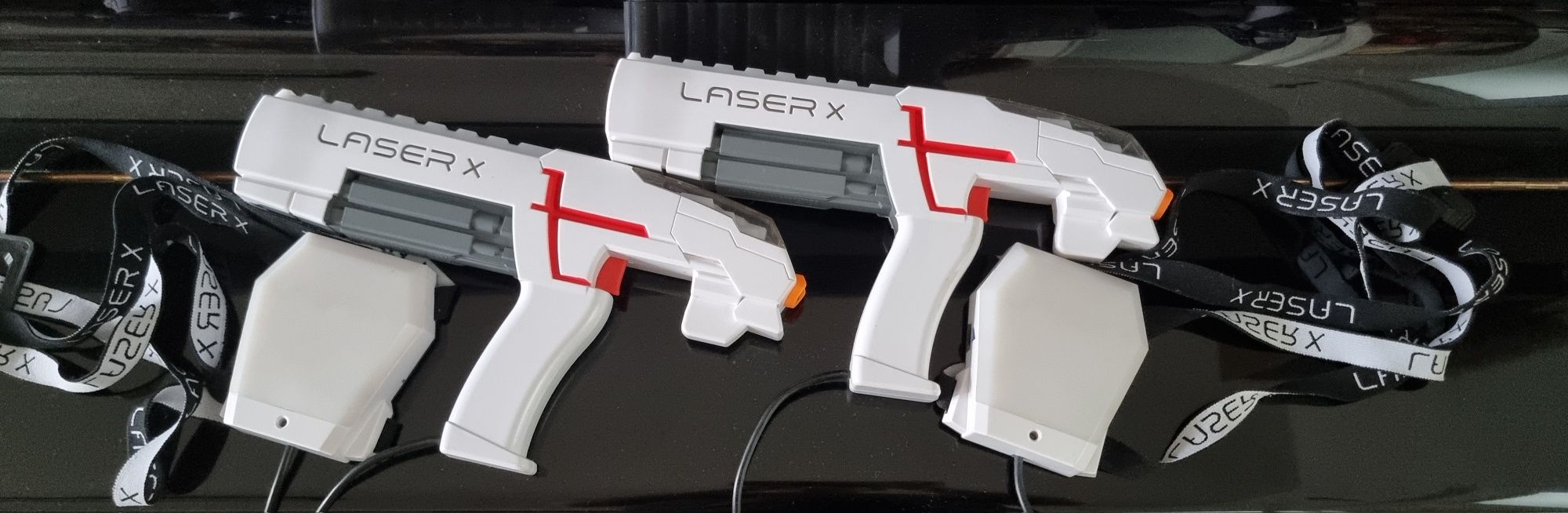 Vând 2 blaster LaserX