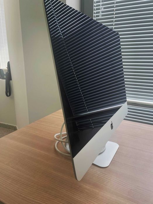 Настолен компютър iMac Monterey Apple, 21.5 inch