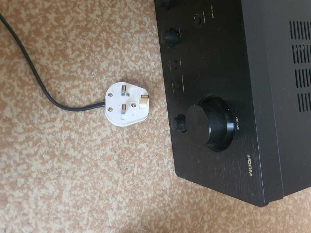 Luxman LR-6500 & Marantz PM7200