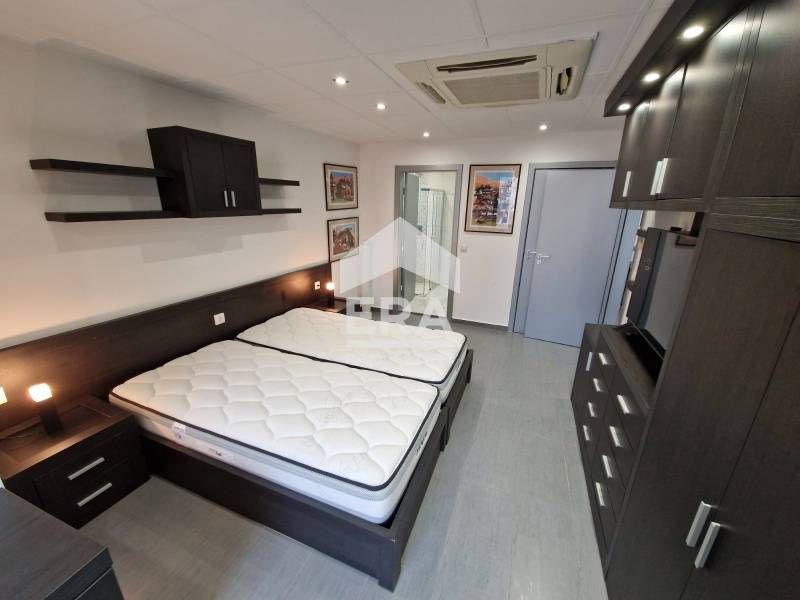 ЕРА Тера предлага за продажба просторен и модерен четиристаен апартаме