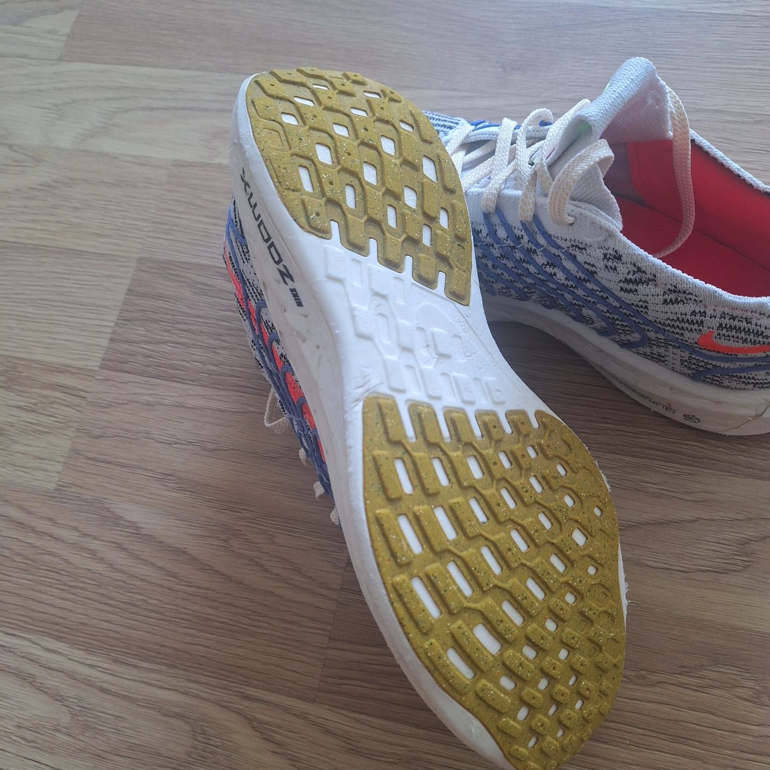 Nike zoomx маратонки