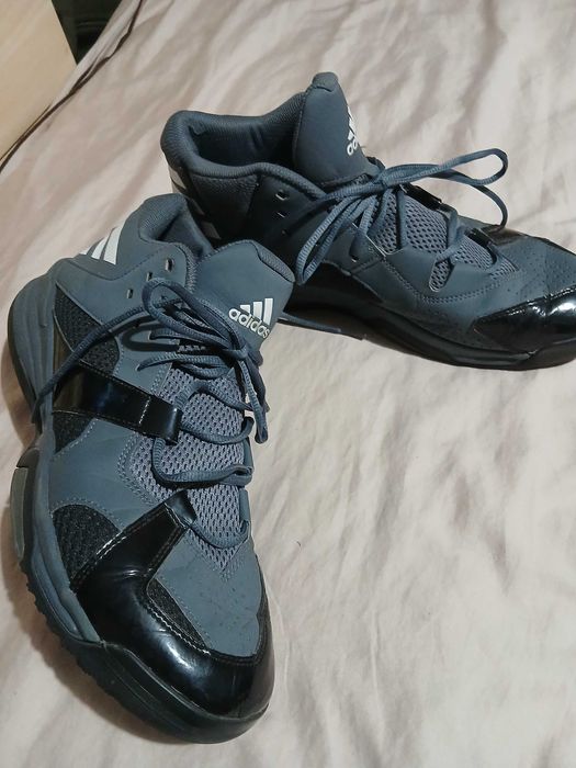 Adidas basketboll shoes size 47,5 us13