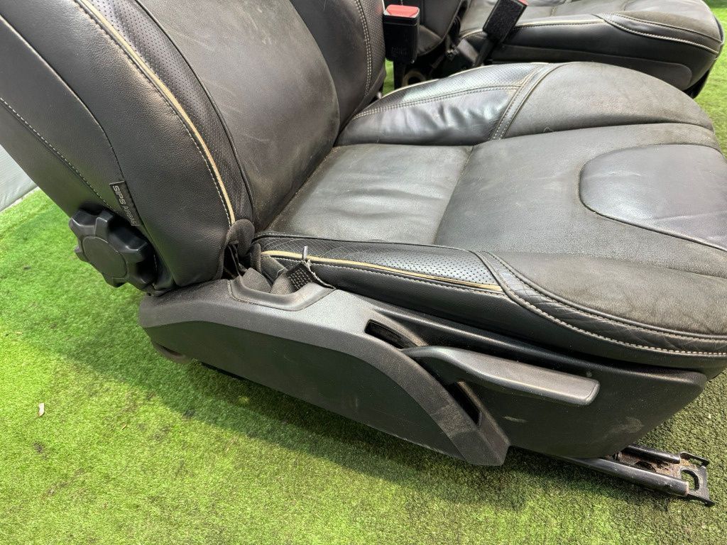 Interior piele, scaune cu incalzire banchete volvo v40 2012 2013 2014 2015 2016 2017 2018