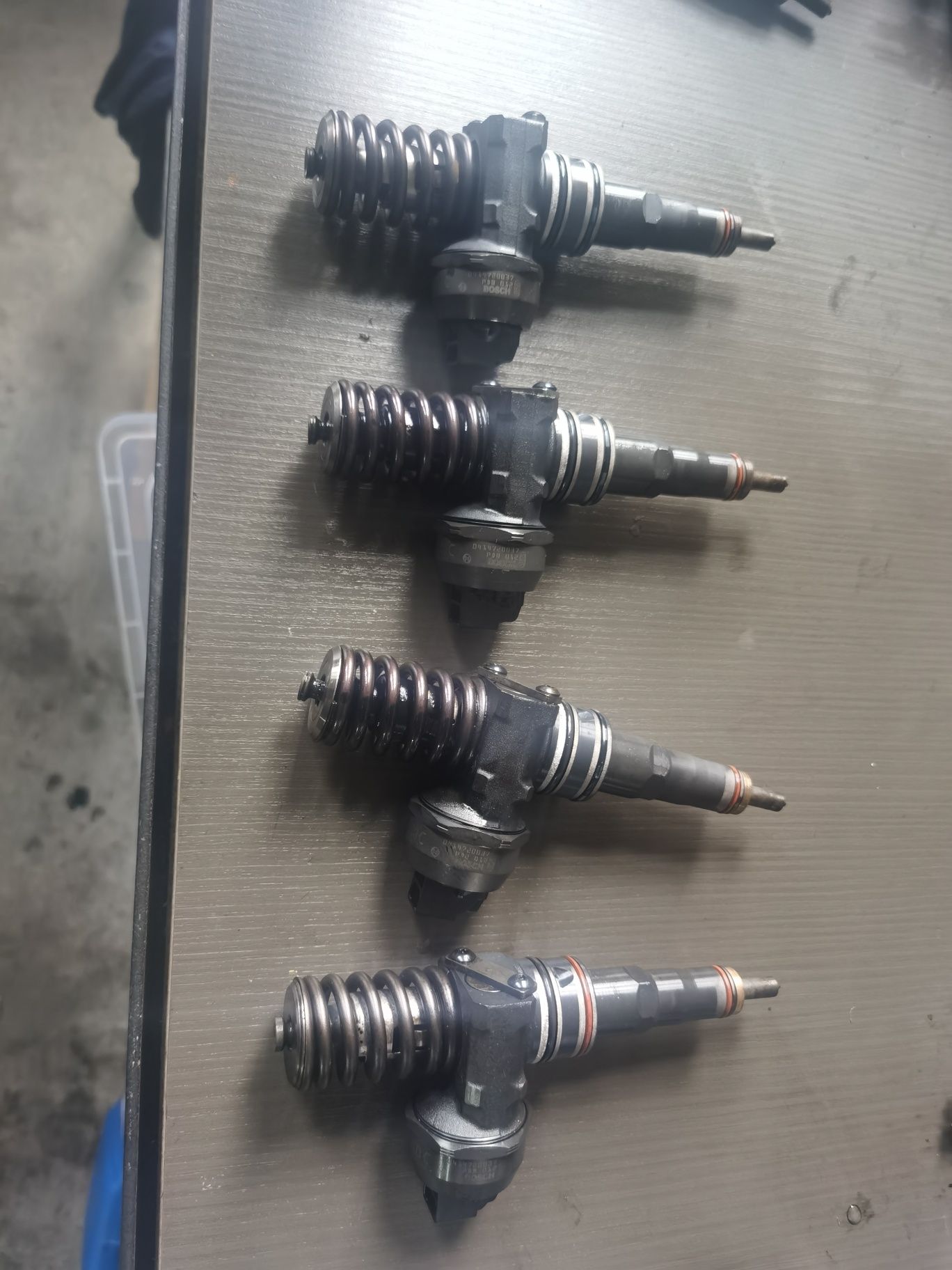 Injector injectoare Audi a4 b6 avb 101cp